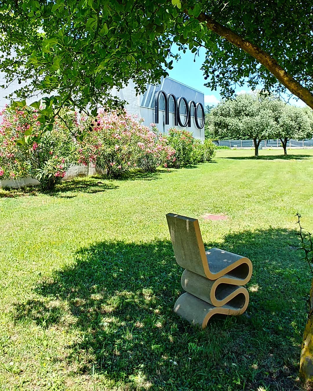 创意家具 - 坐具|休闲椅|办公家具|设计师家具|Wiggle Side 休闲椅